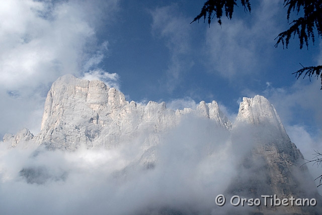 _DSC2392-f.jpg - Dolomiti, vista dal Rifugio Vazzoler  [a, FF, none]